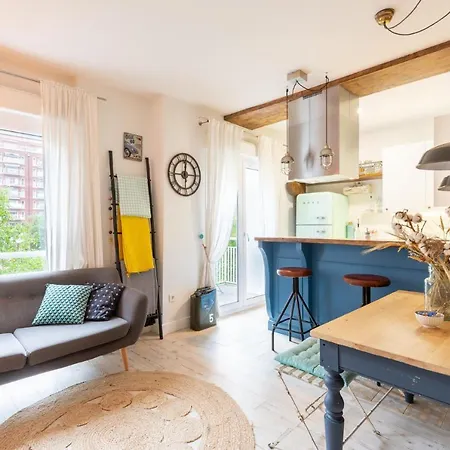 Astoria - Baskeyrentals Apartment *